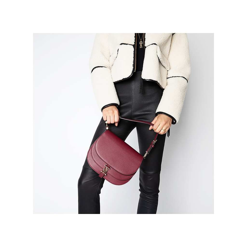 DELIA Shoulder Bag M, plum | AIGNER JAPAN WEBSITE